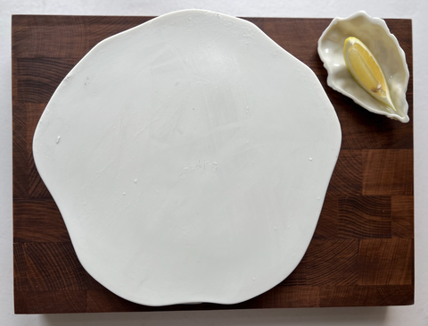 HOUSE OF OYSTERS HANDMADE MONT BLANC PORZELLAN TELLER MEDIUM