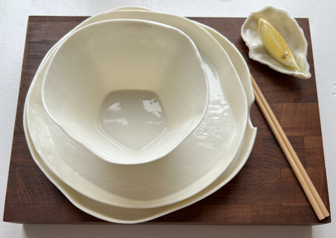 HOUSE OF OYSTERS HANDMADE MONT BLANC PORZELLAN TELLER MEDIUM