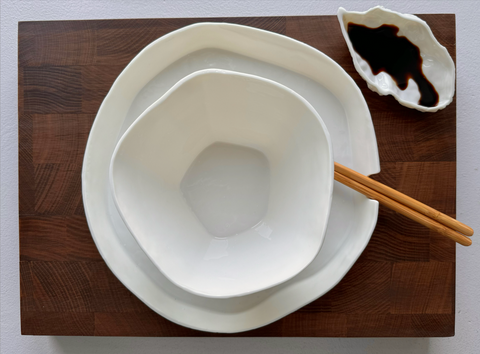 HOUSE OF OYSTERS HANDMADE MONT BLANC PORZELLANTELLER / SUSHI MEDIUM